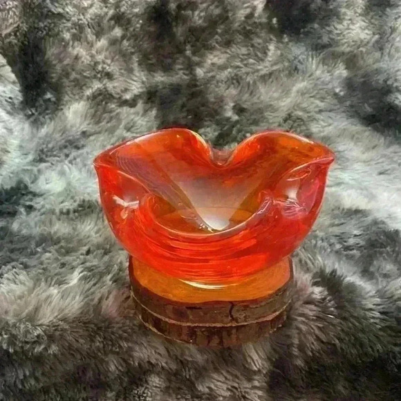 Vintage  Orange Art Glass Bowl - Picture 4 of 16